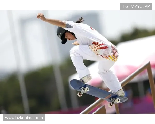 深圳滑板队在攀岩联赛中的力量表现分析与精彩回顾